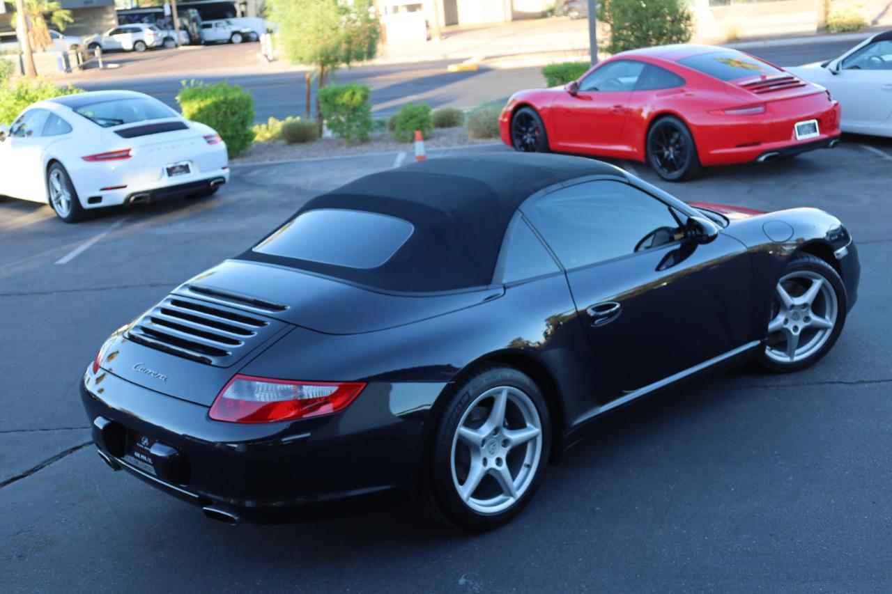 Porsche 911 Carrera Cabriolet 2006