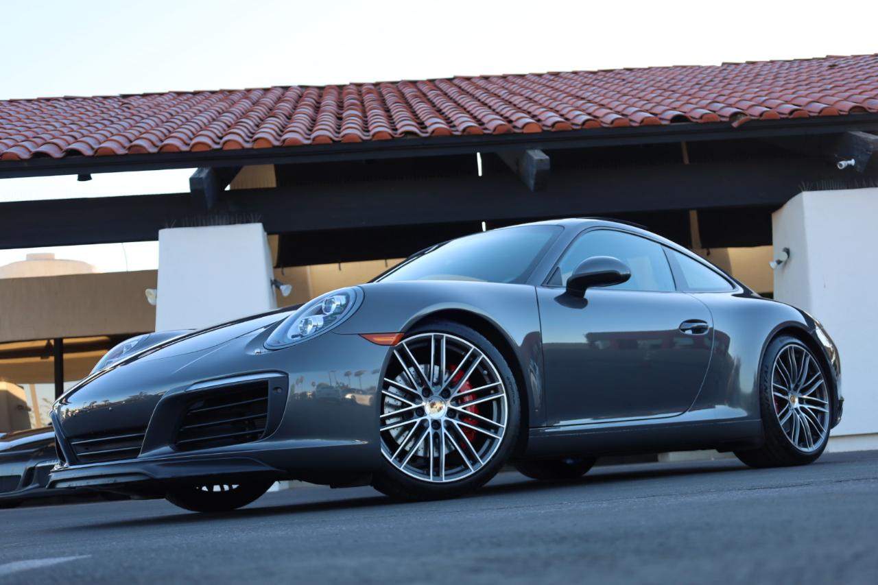 Porsche 911 Carrera S Coupe 2017