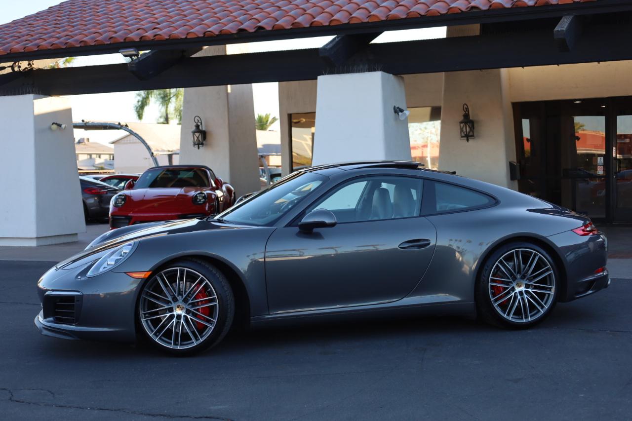 Porsche 911 Carrera S Coupe 2017