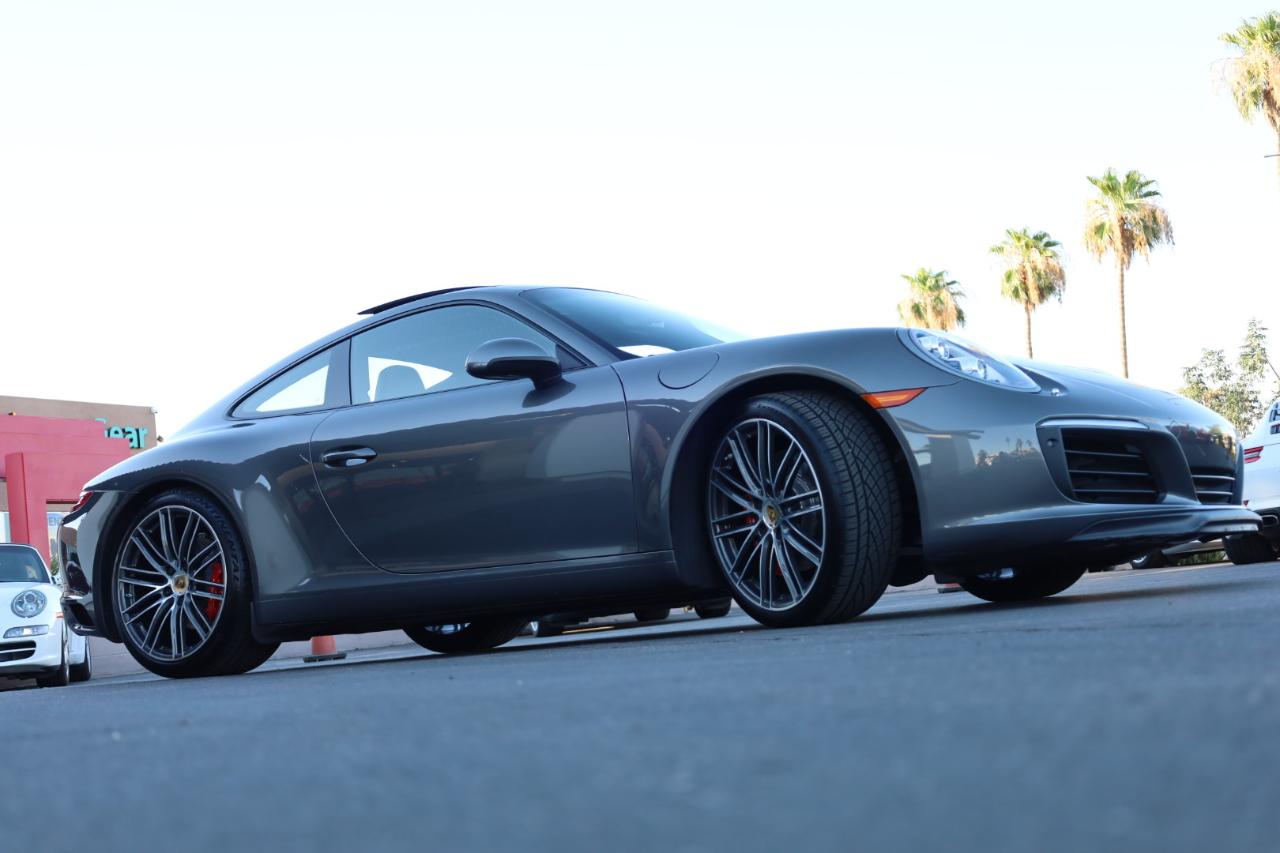 Porsche 911 Carrera S Coupe 2017