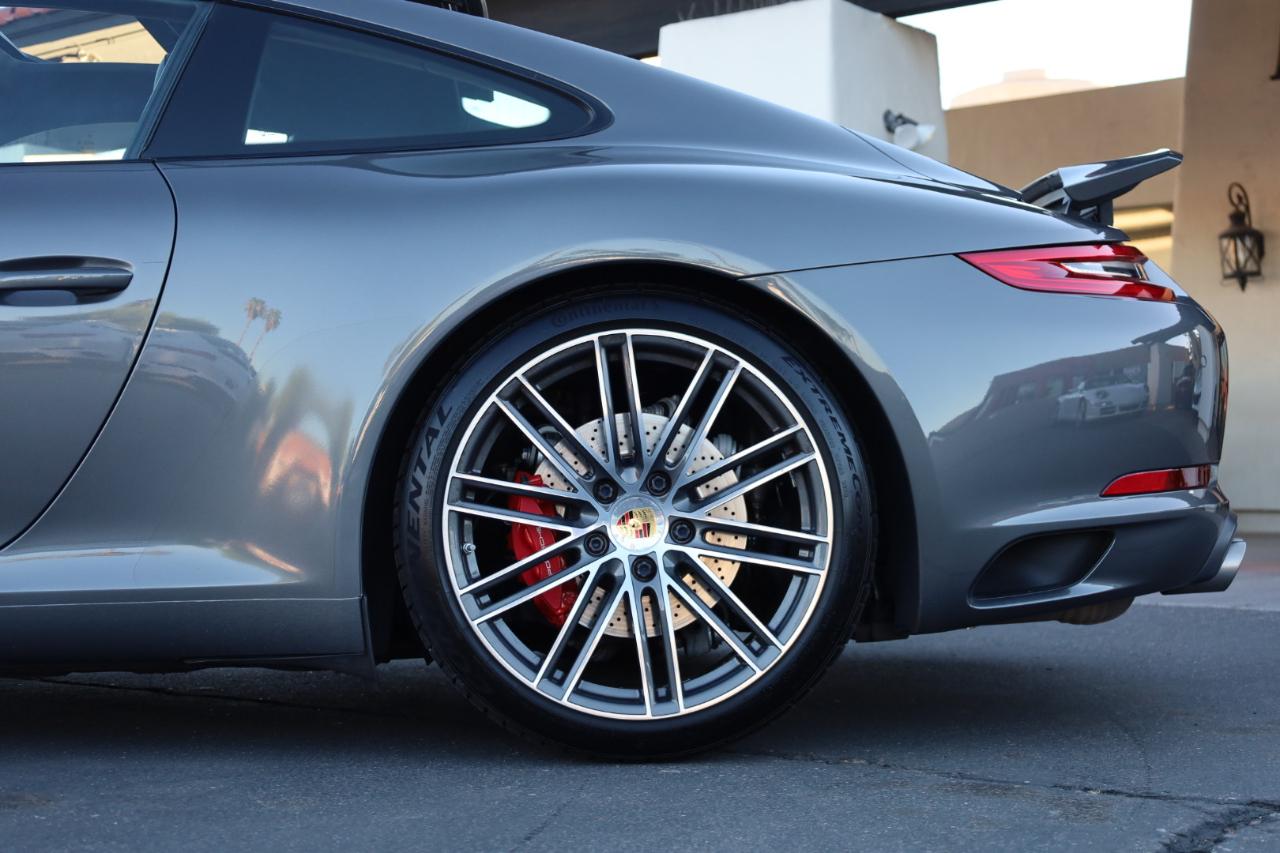 Porsche 911 Carrera S Coupe 2017