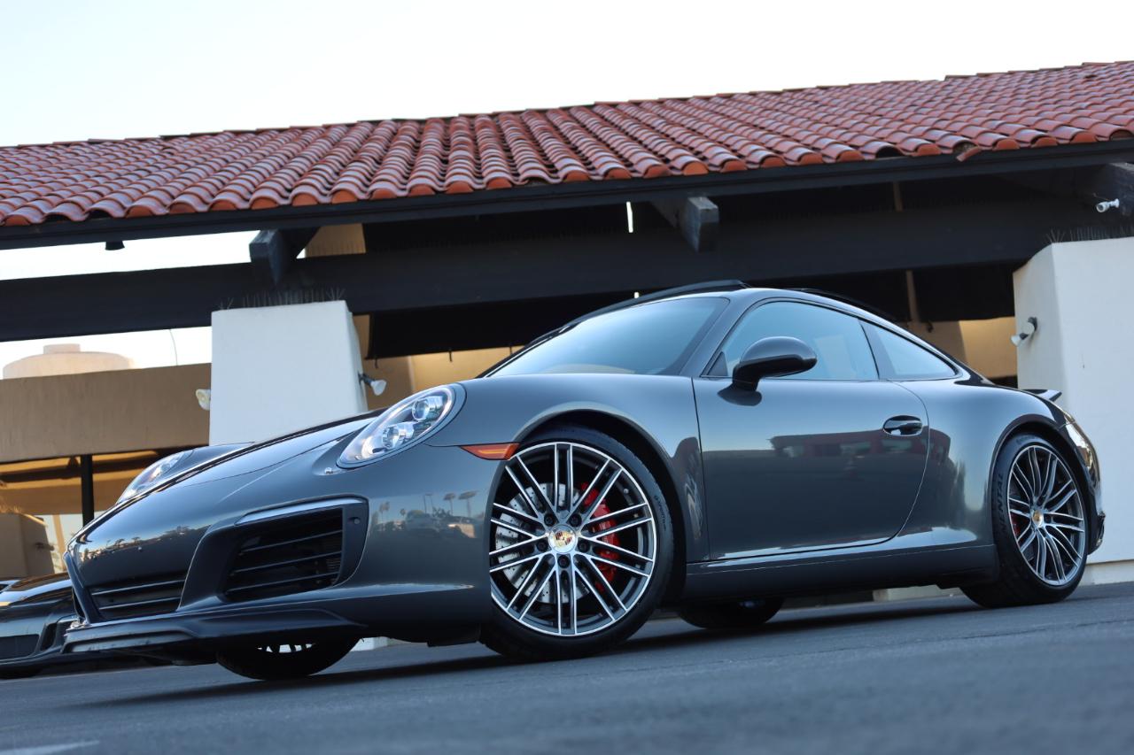 Porsche 911 Carrera S Coupe 2017