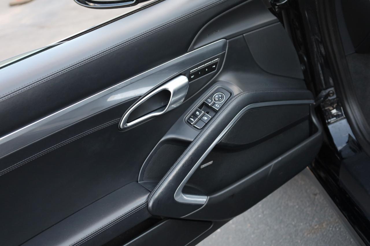 Porsche 911 Carrera S Cabriolet 2014