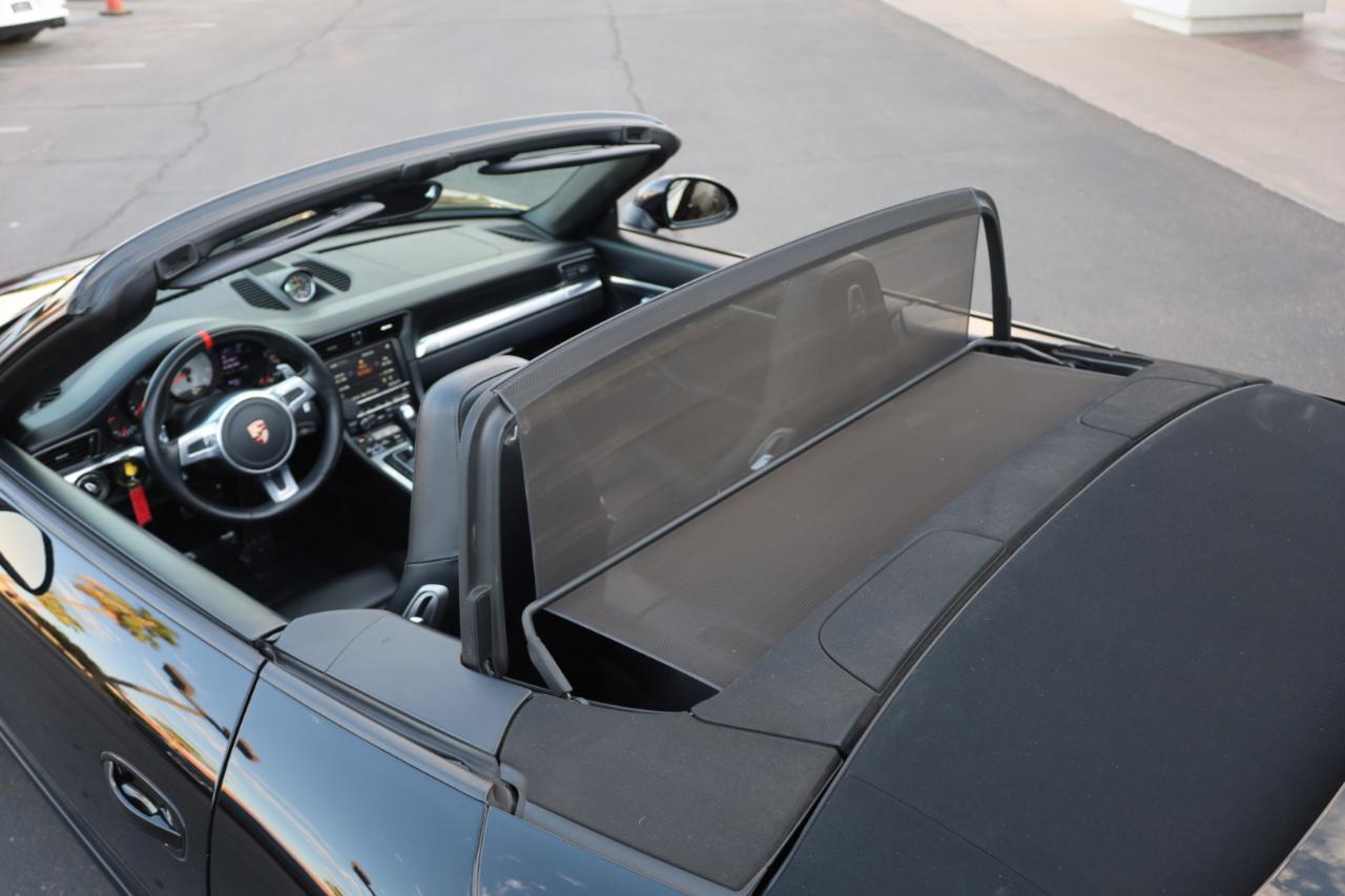 Porsche 911 Carrera S Cabriolet 2014