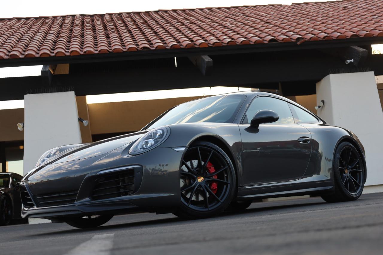 Porsche 911 Carrera 4S Coupe 2017