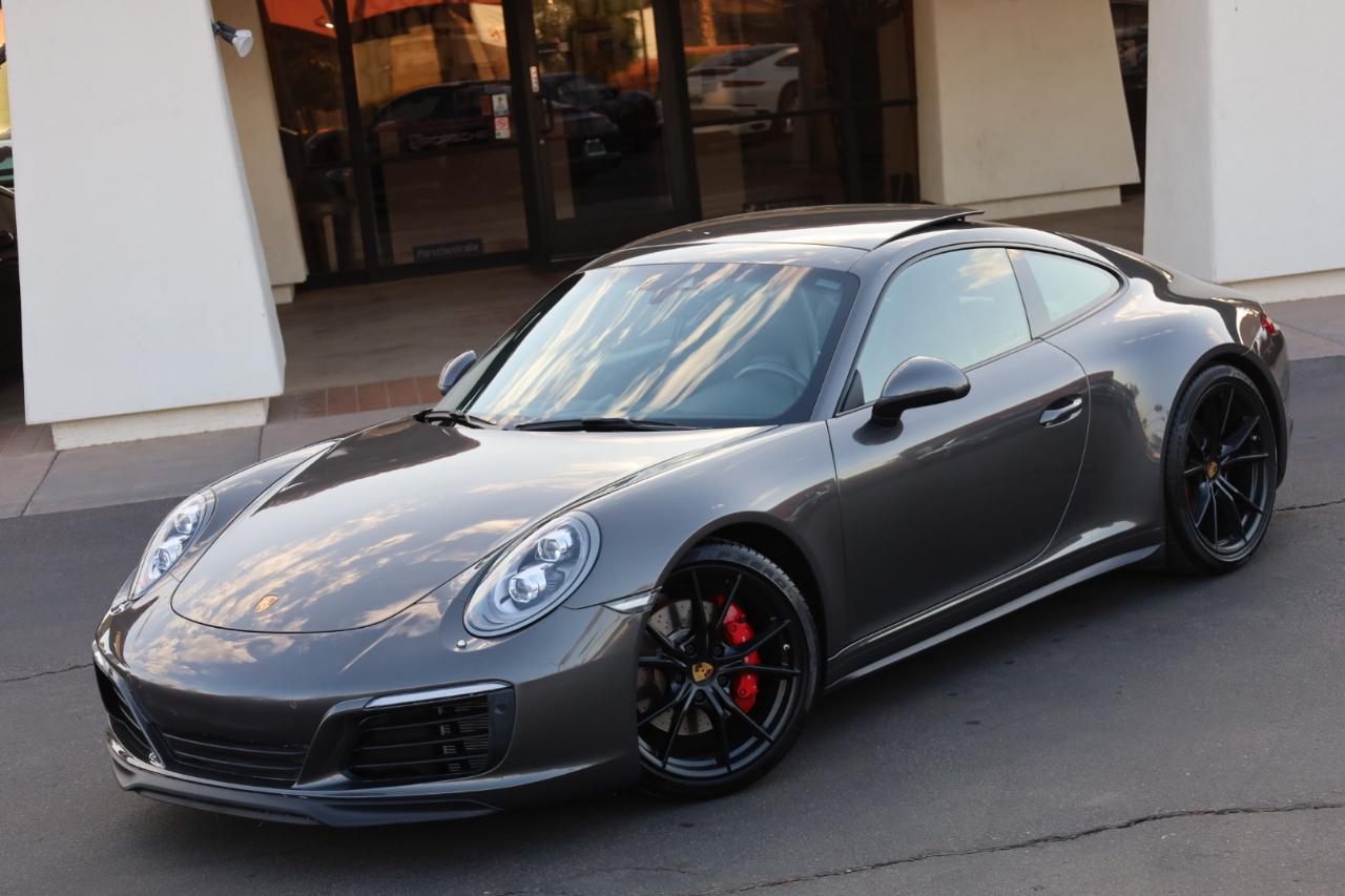 Porsche 911 Carrera 4S Coupe 2017