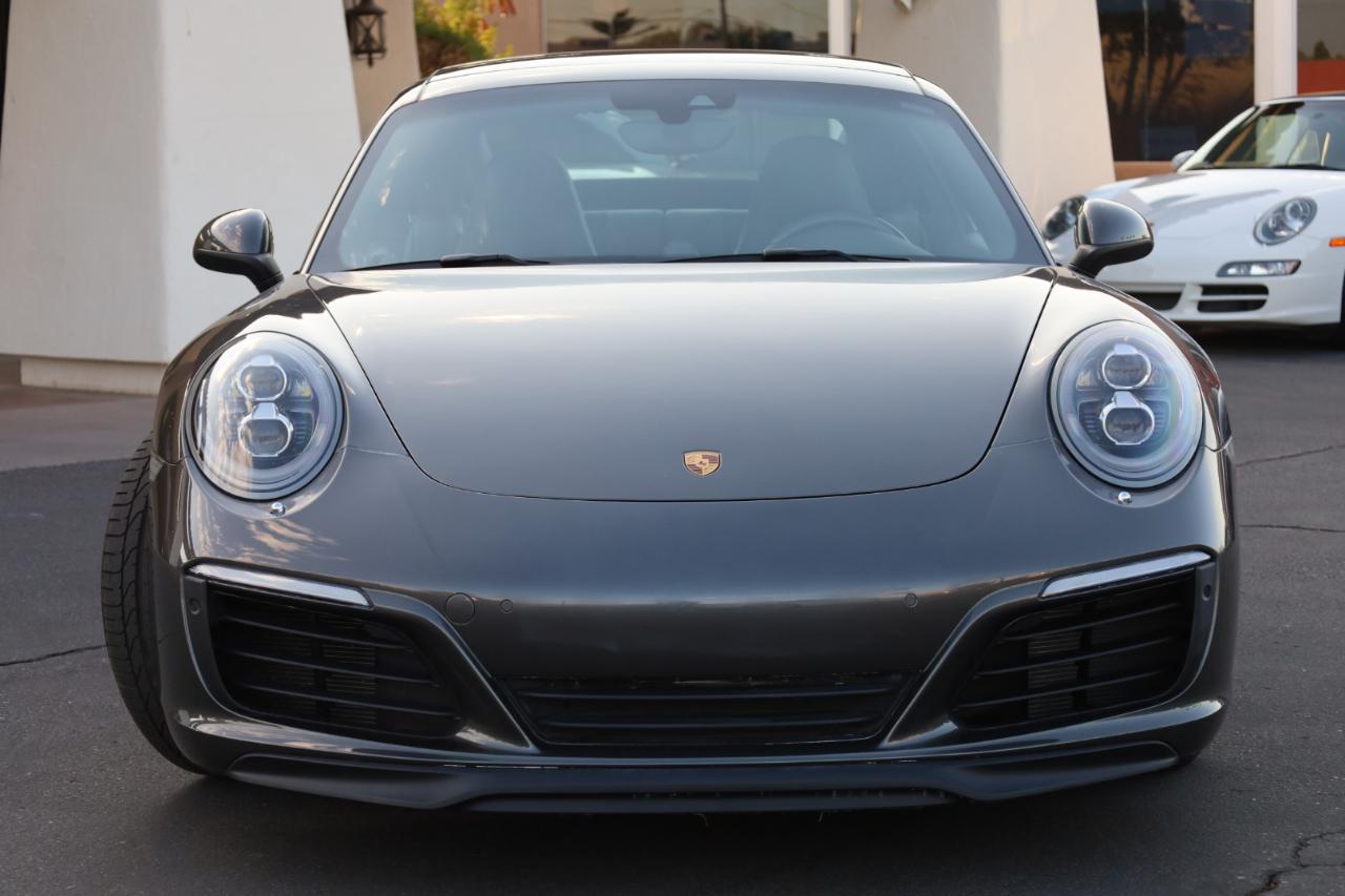 Porsche 911 Carrera 4S Coupe 2017