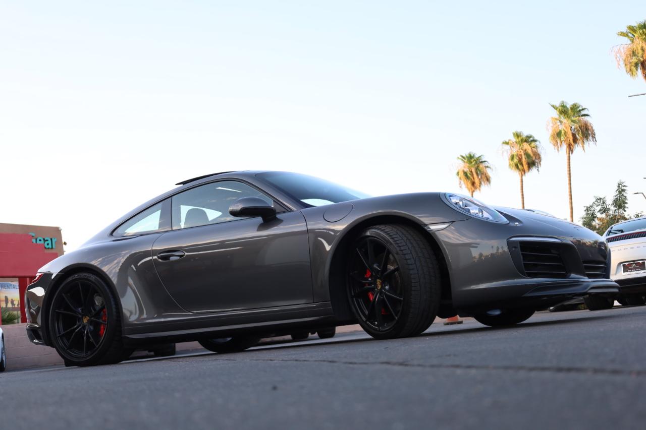 Porsche 911 Carrera 4S Coupe 2017