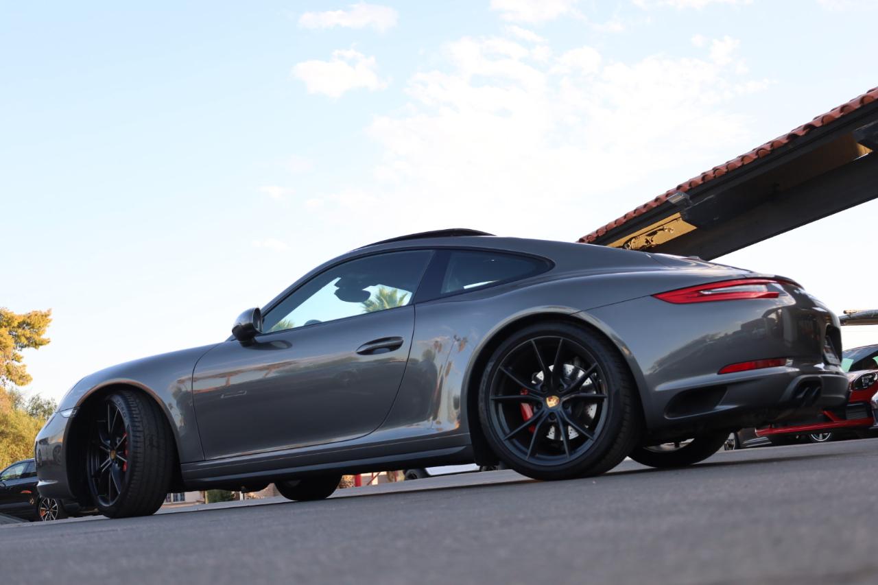 Porsche 911 Carrera 4S Coupe 2017