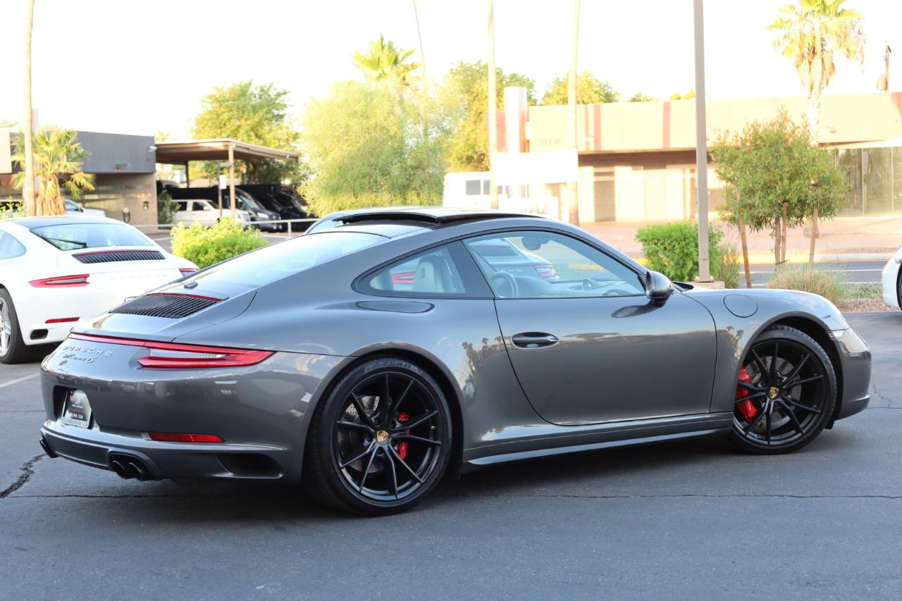 Porsche 911 Carrera 4S Coupe 2017