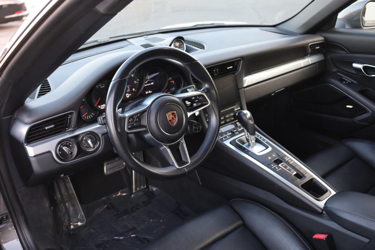 Porsche 911 Carrera 4S Coupe 2017