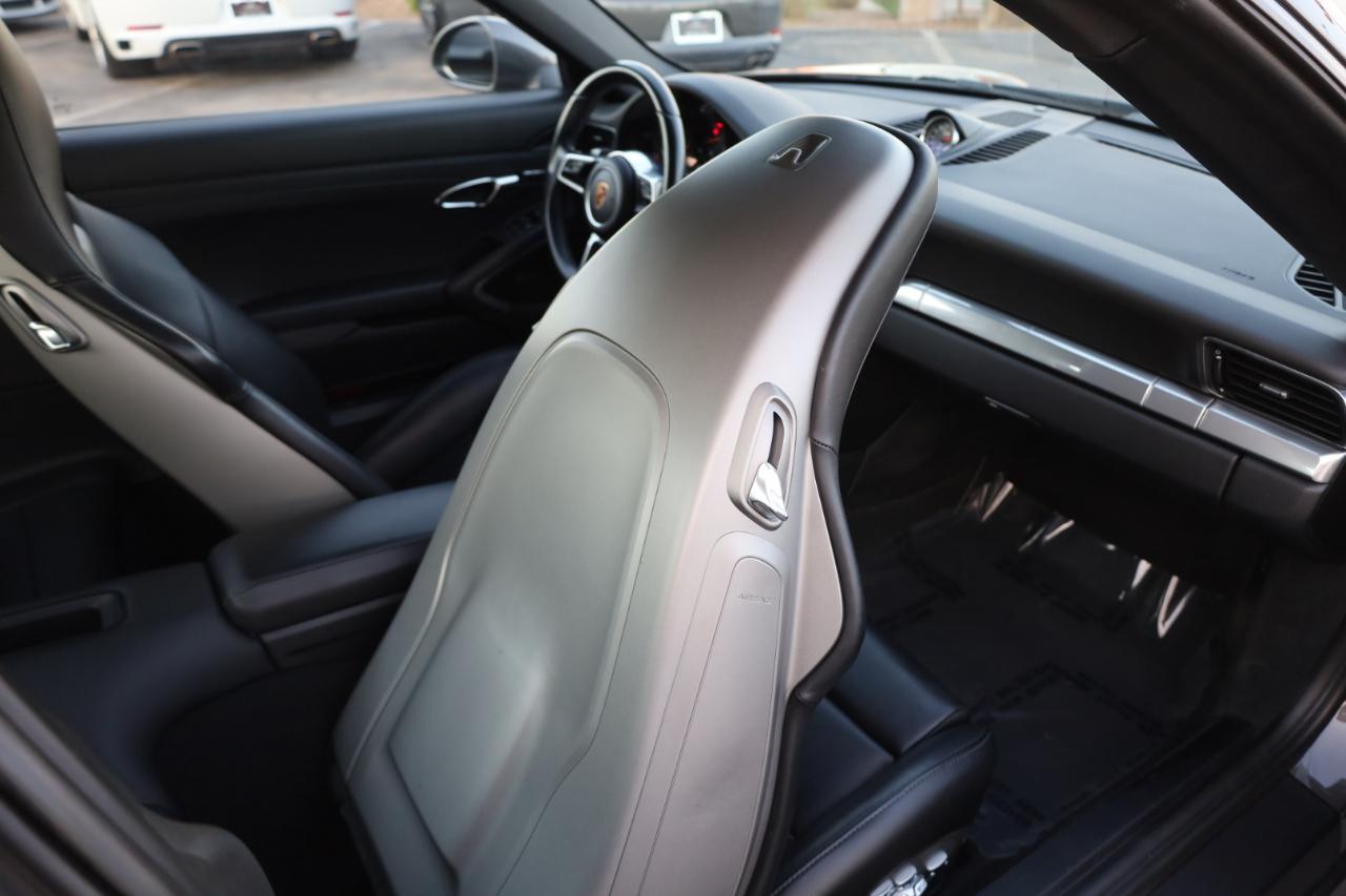 Porsche 911 Carrera 4S Coupe 2017