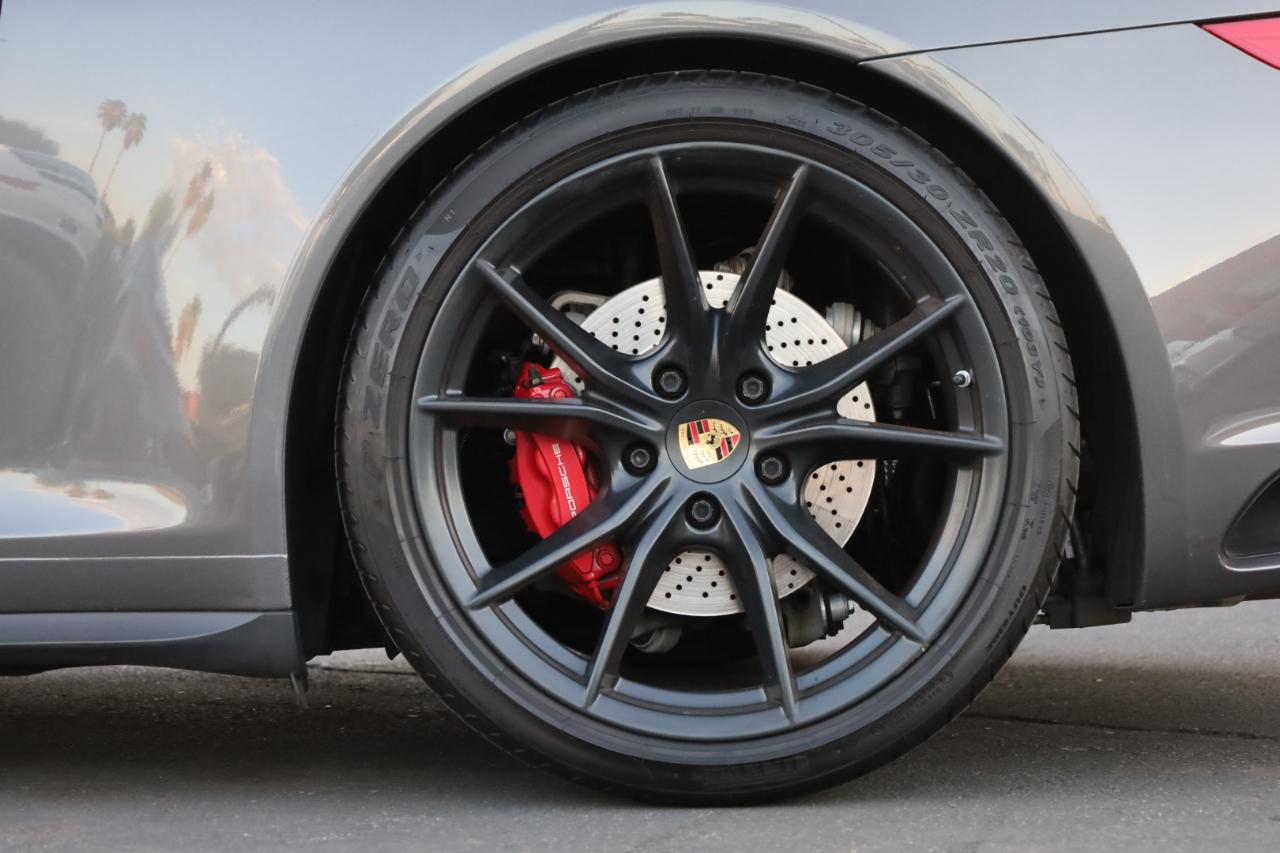 Porsche 911 Carrera 4S Coupe 2017