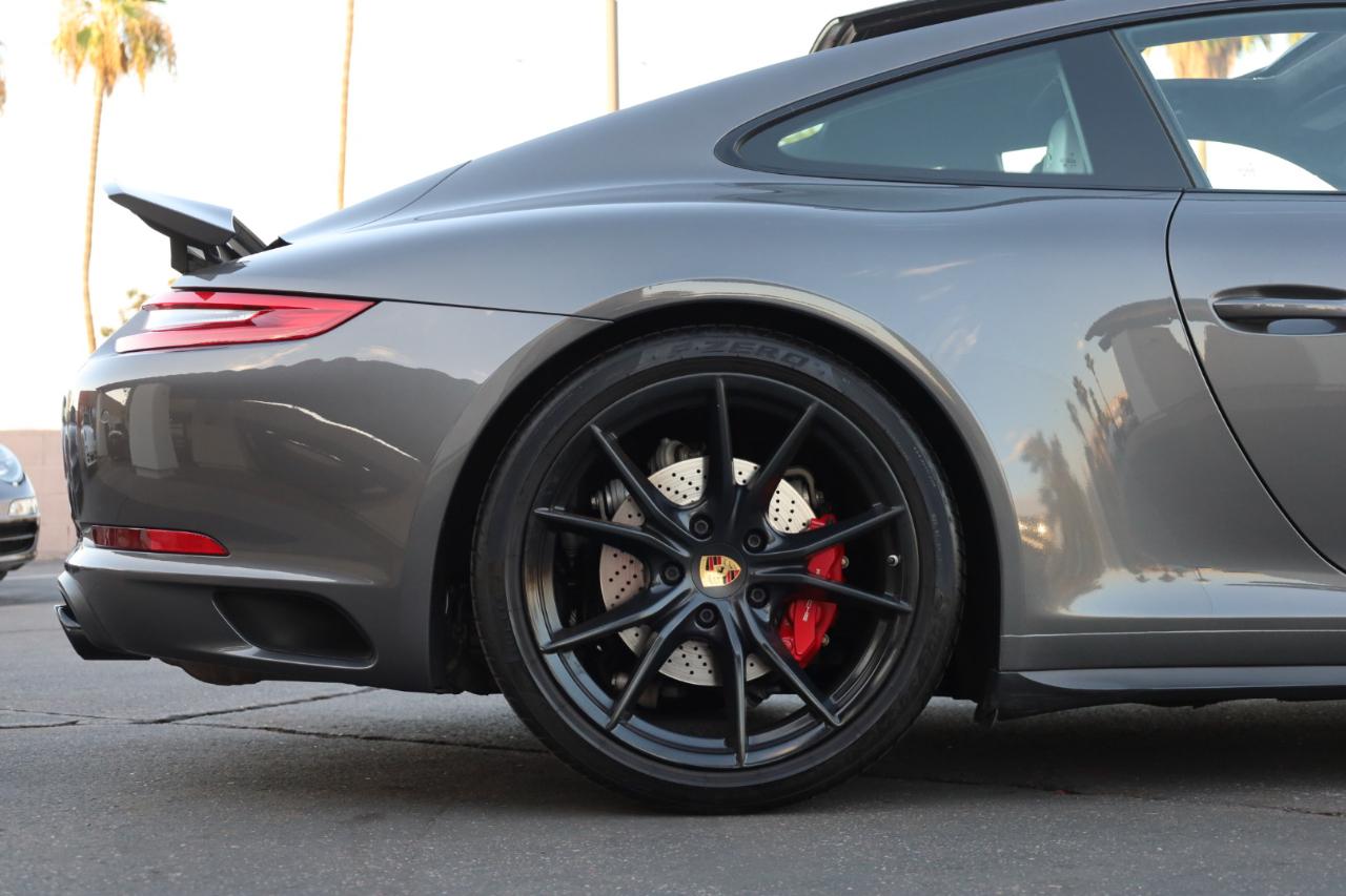 Porsche 911 Carrera 4S Coupe 2017