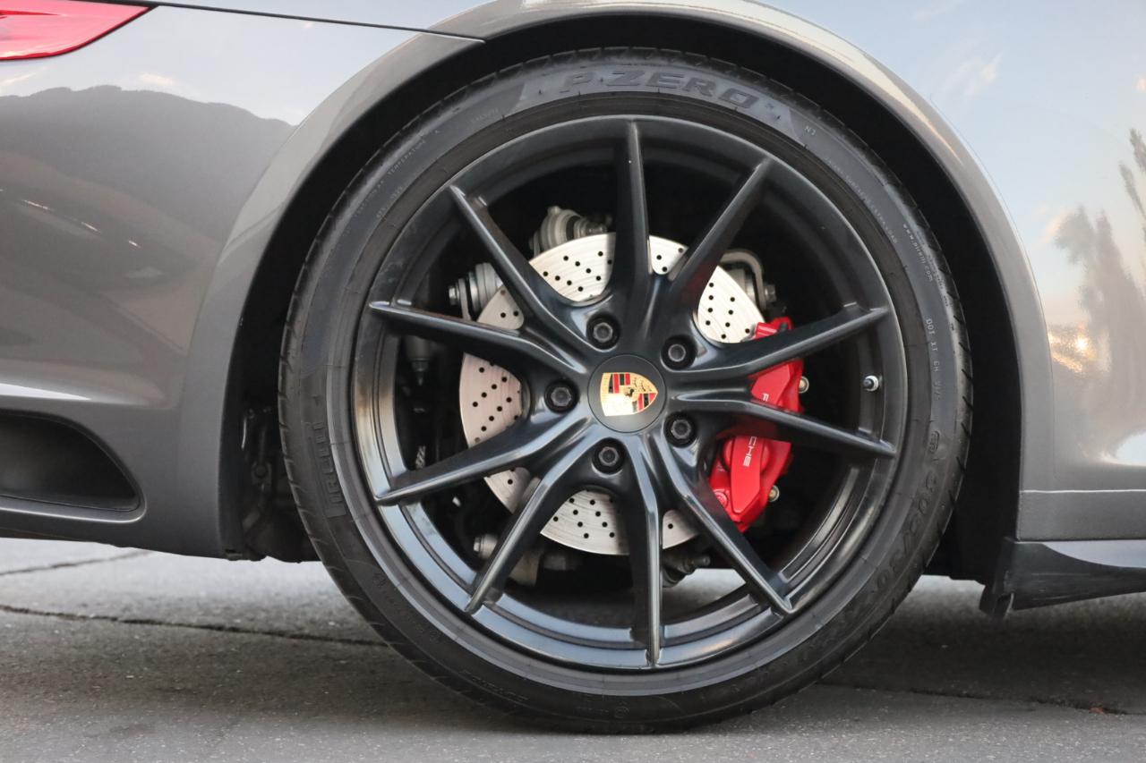 Porsche 911 Carrera 4S Coupe 2017