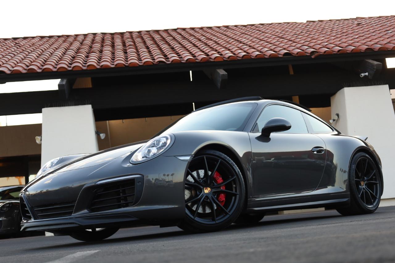 Porsche 911 Carrera 4S Coupe 2017