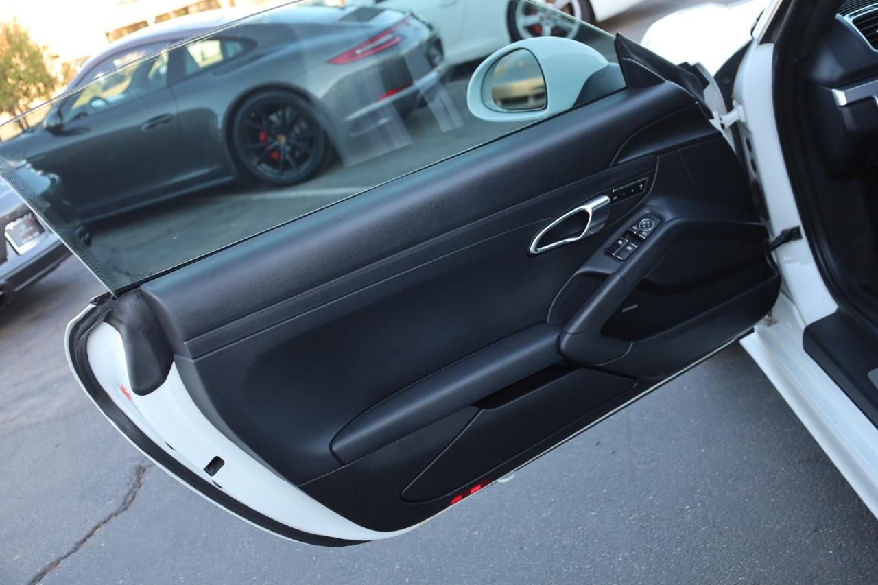 Porsche Cayman Coupe 2014