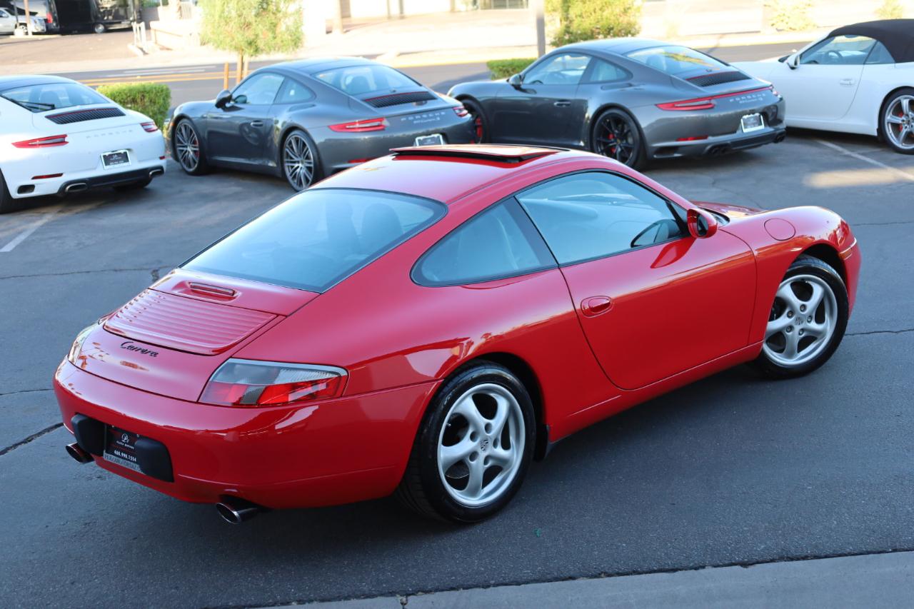 Porsche 911 Carrera Coupe 2000