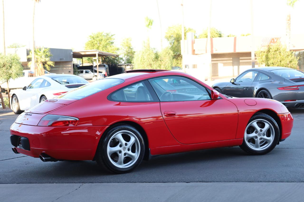 Porsche 911 Carrera Coupe 2000