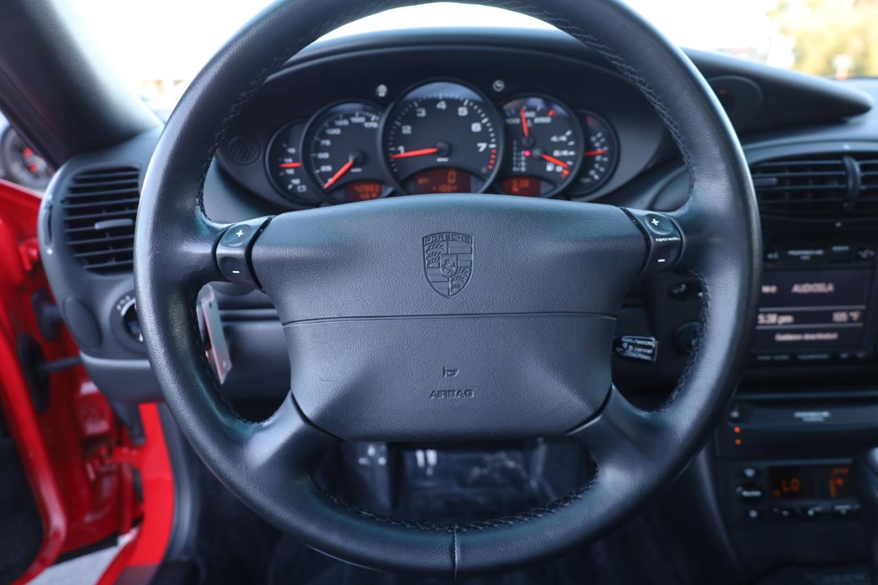 Porsche 911 Carrera Coupe 2000