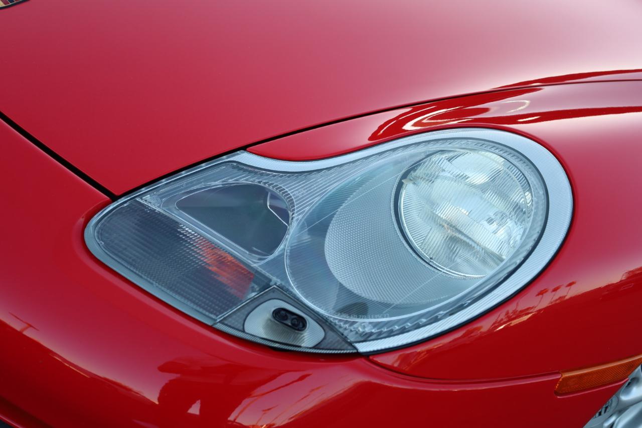Porsche 911 Carrera Coupe 2000