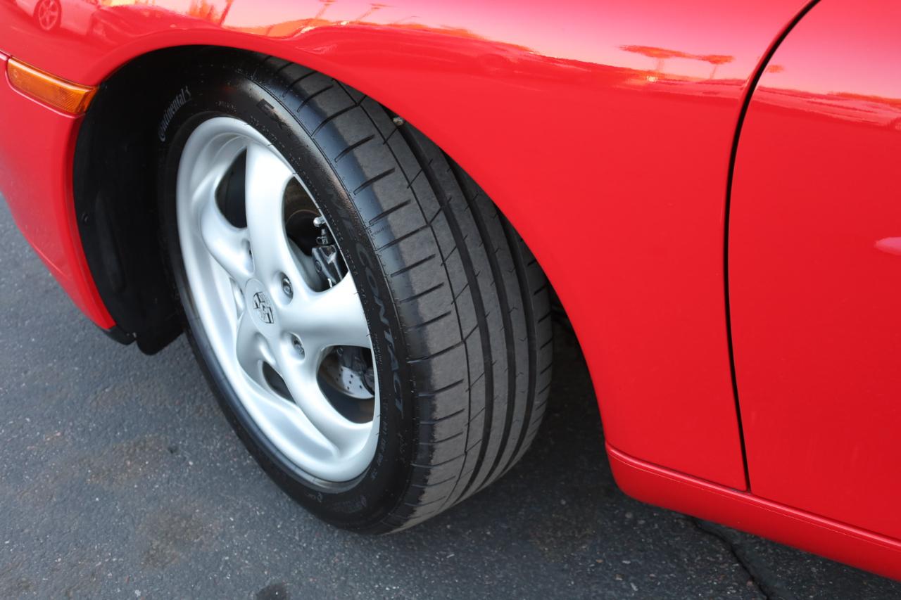 Porsche 911 Carrera Coupe 2000