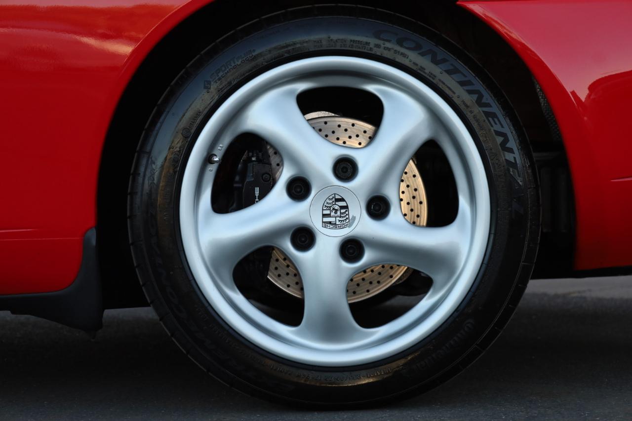 Porsche 911 Carrera Coupe 2000