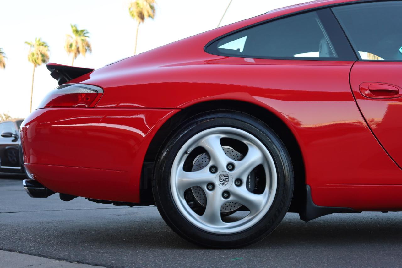 Porsche 911 Carrera Coupe 2000