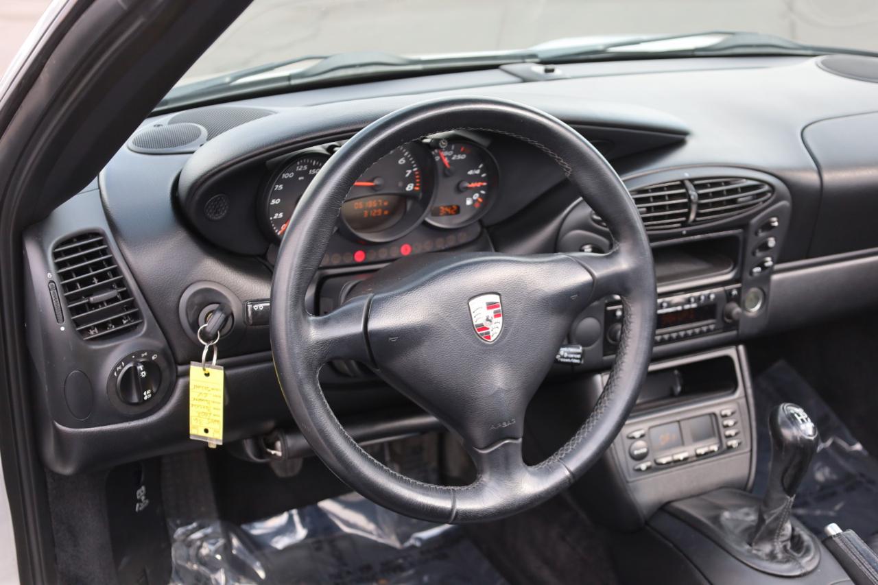 Porsche Boxster Base 2002