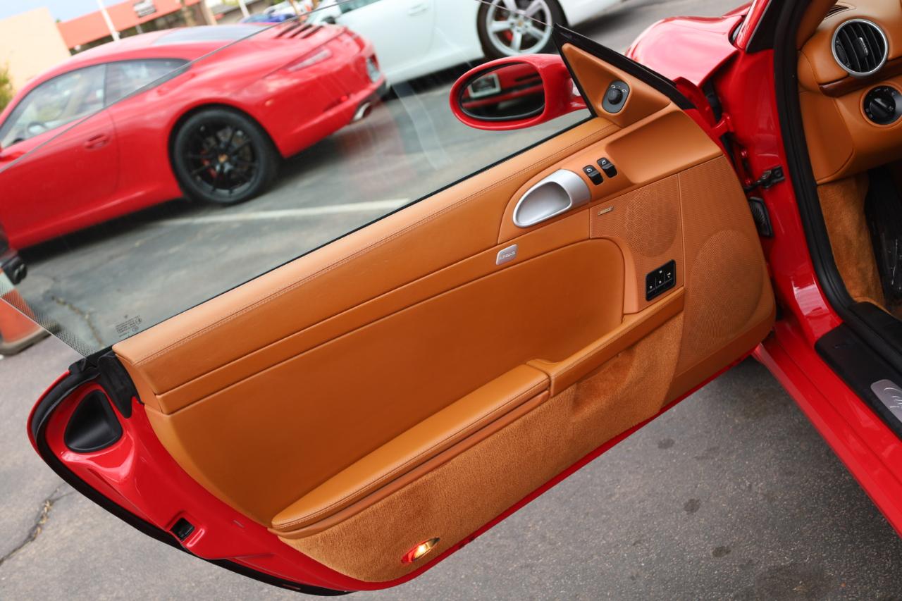 Porsche Cayman S 2006