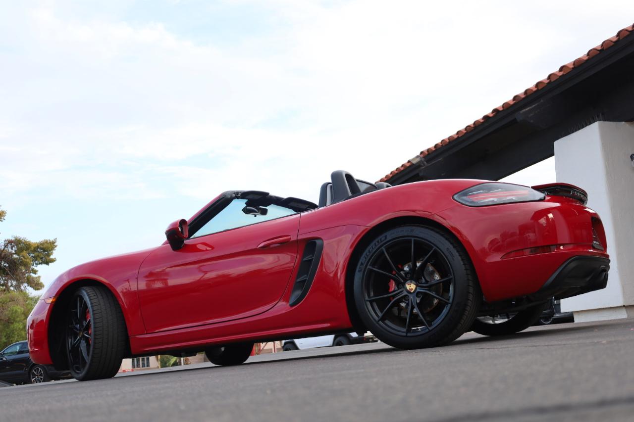 Porsche 718 Boxster S 2017