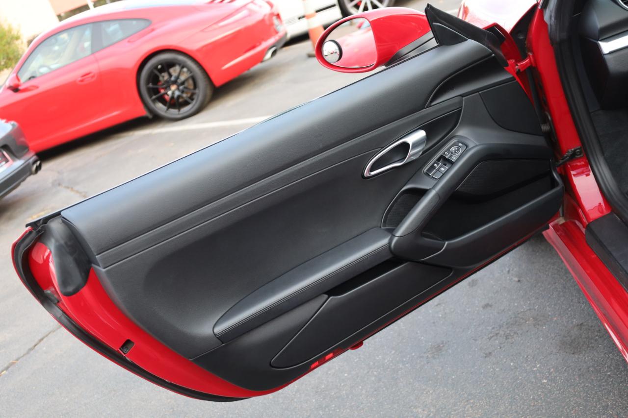 Porsche 718 Boxster S 2017