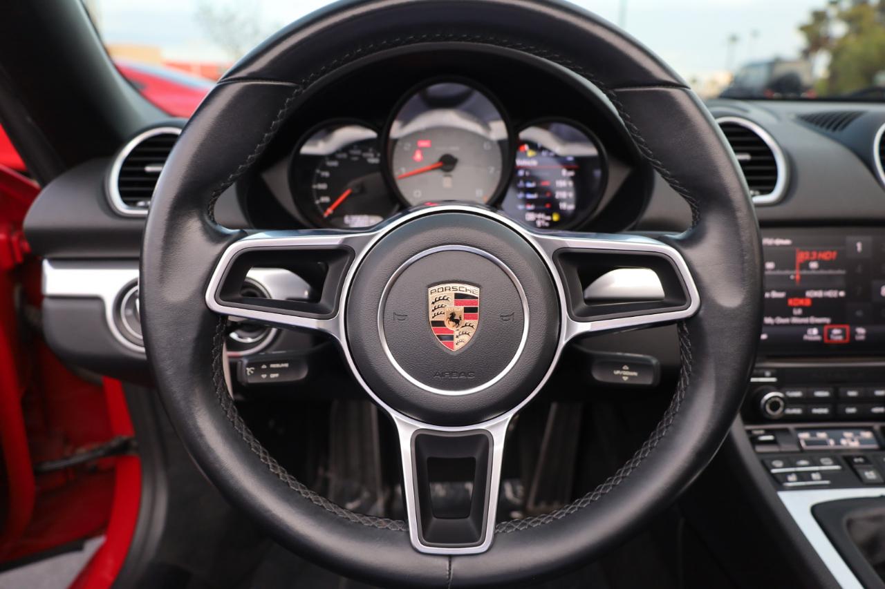 Porsche 718 Boxster S 2017