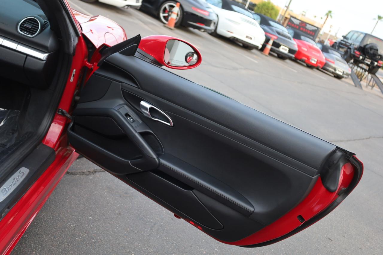 Porsche 718 Boxster S 2017