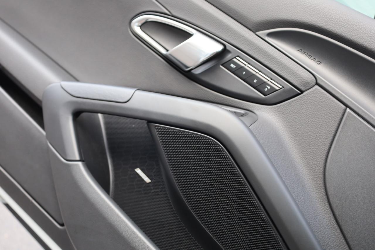 Porsche Cayman Coupe 2014