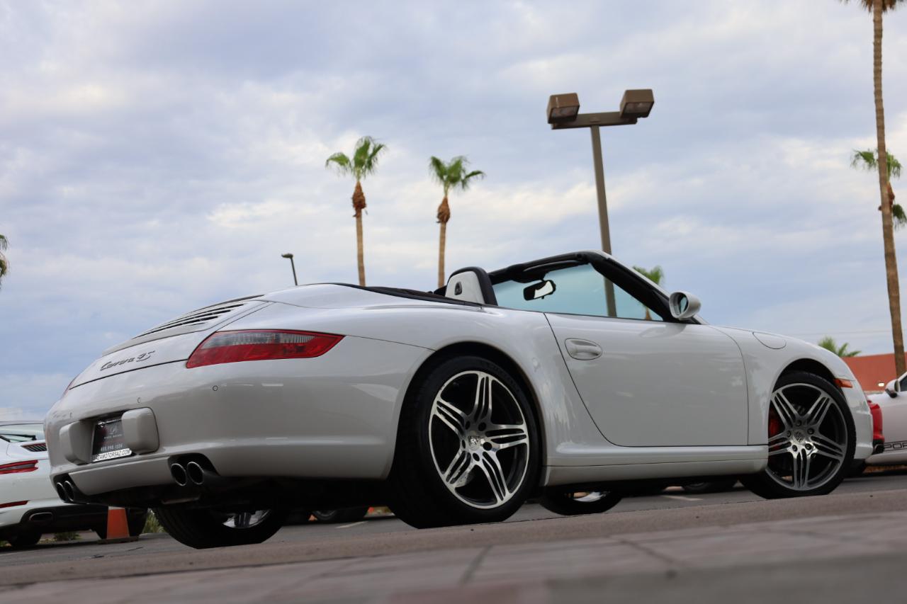 Porsche 911 Carrera 4S Cabriolet 2007