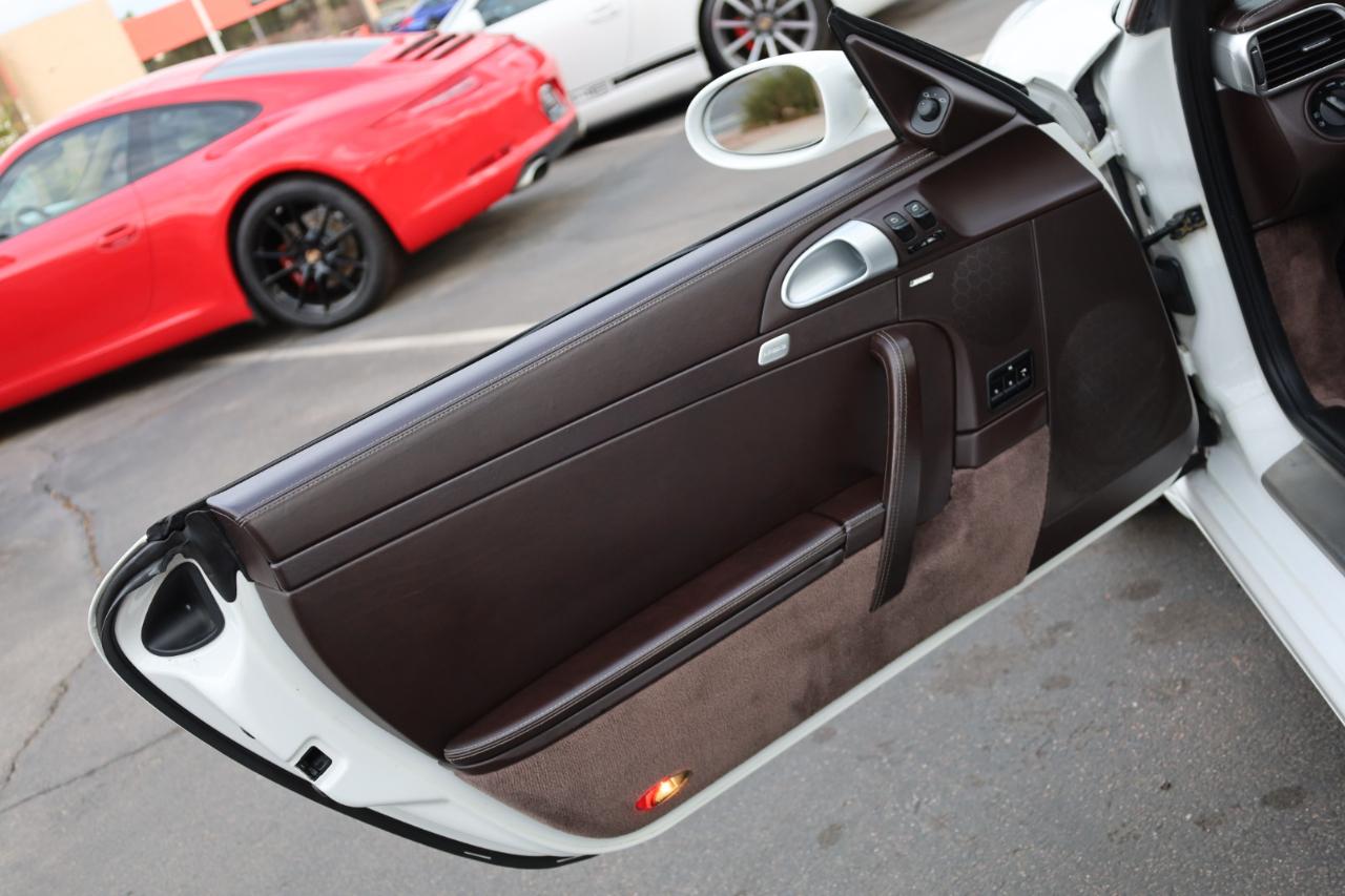 Porsche 911 Carrera 4S Cabriolet 2007