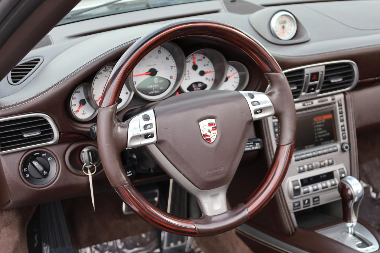 Porsche 911 Carrera 4S Cabriolet 2007