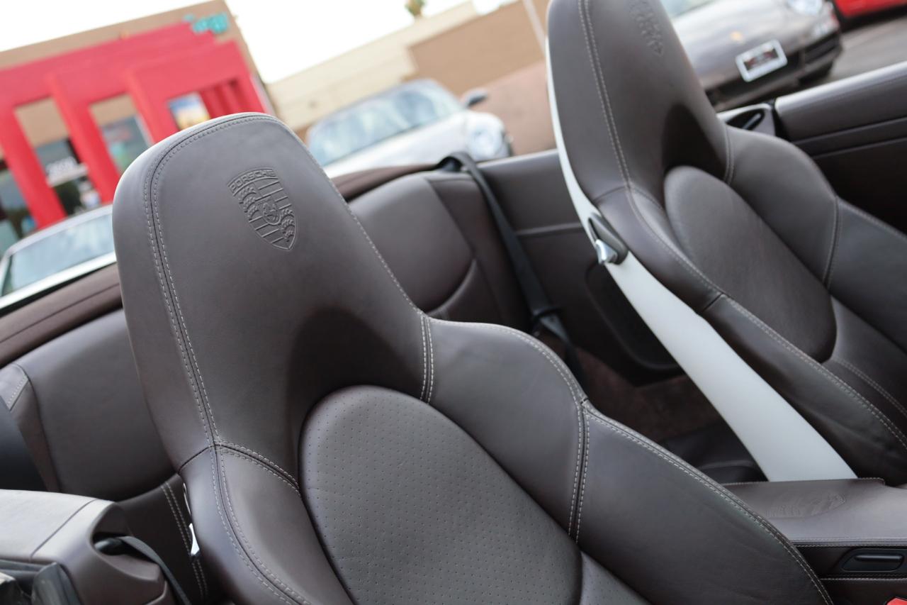Porsche 911 Carrera 4S Cabriolet 2007