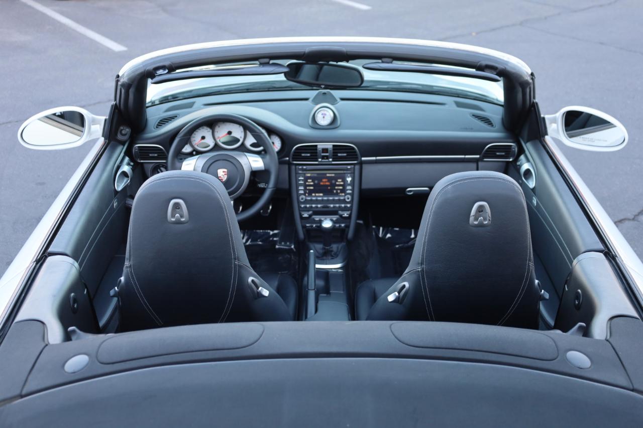 Porsche 911 Carrera S Cabriolet 2009