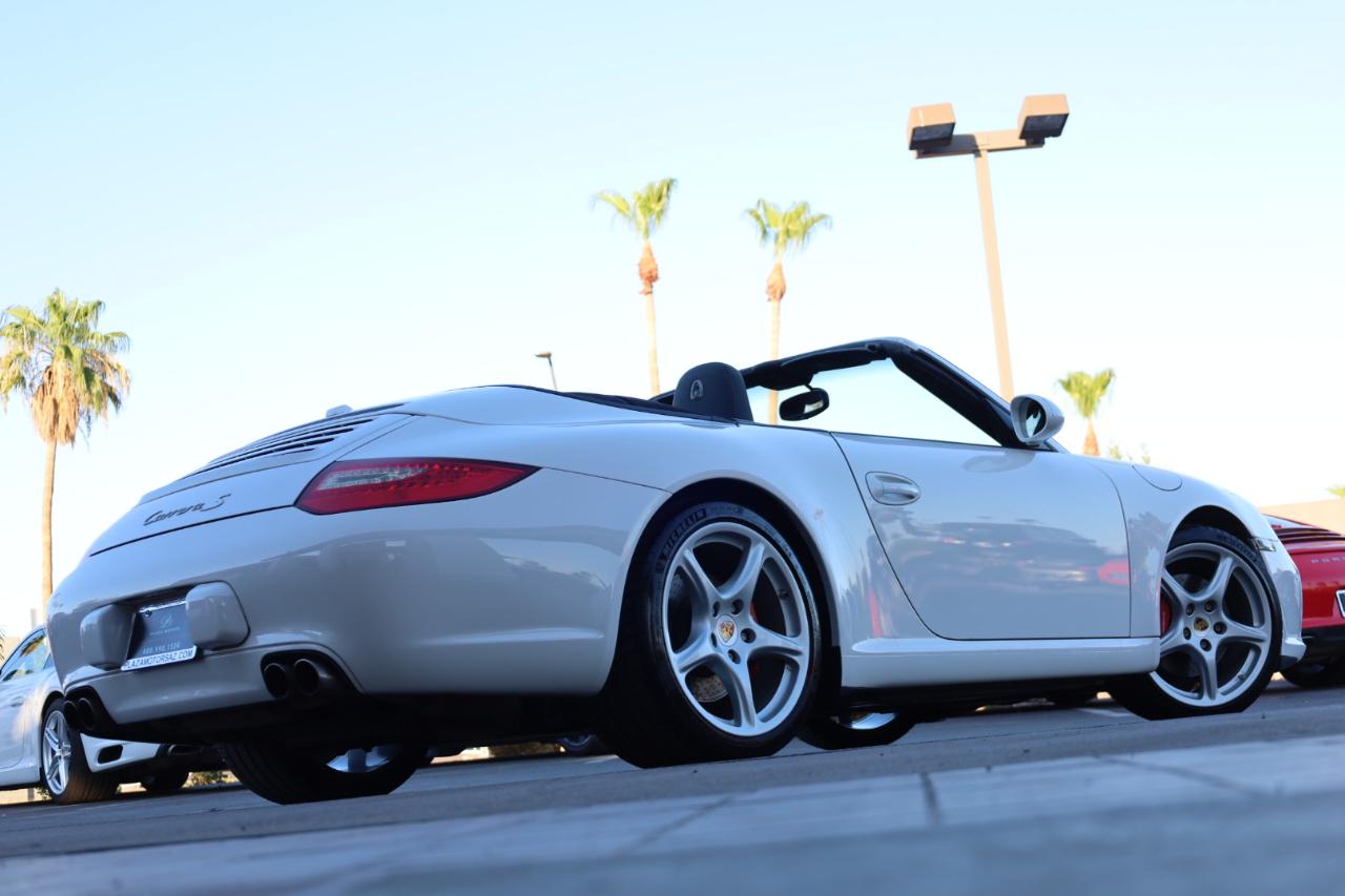 Porsche 911 Carrera S Cabriolet 2009