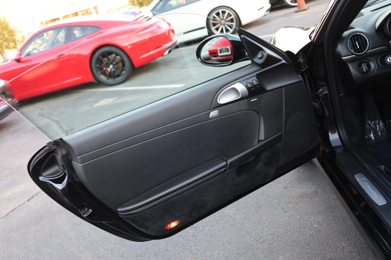 Porsche Cayman Base 2011
