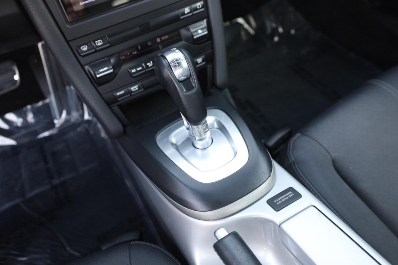 Porsche Cayman Base 2011
