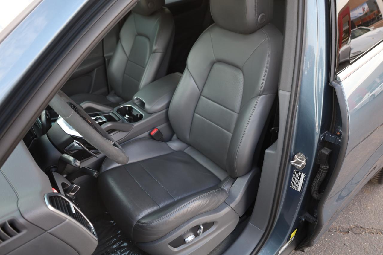 Porsche Cayenne Base 2019
