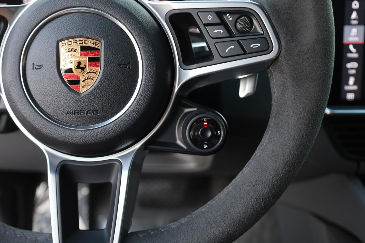 Porsche Cayenne Base 2019
