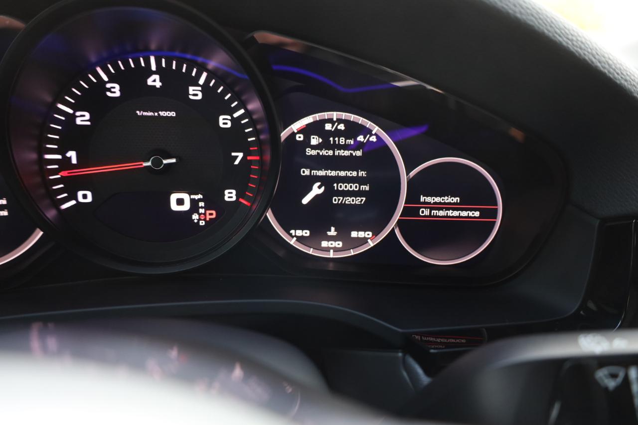 Porsche Cayenne Base 2019