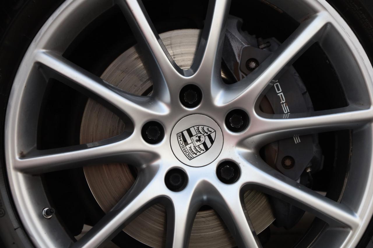 Porsche Cayenne Base 2019