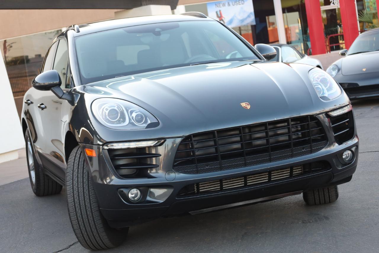 Porsche Macan Base 2017