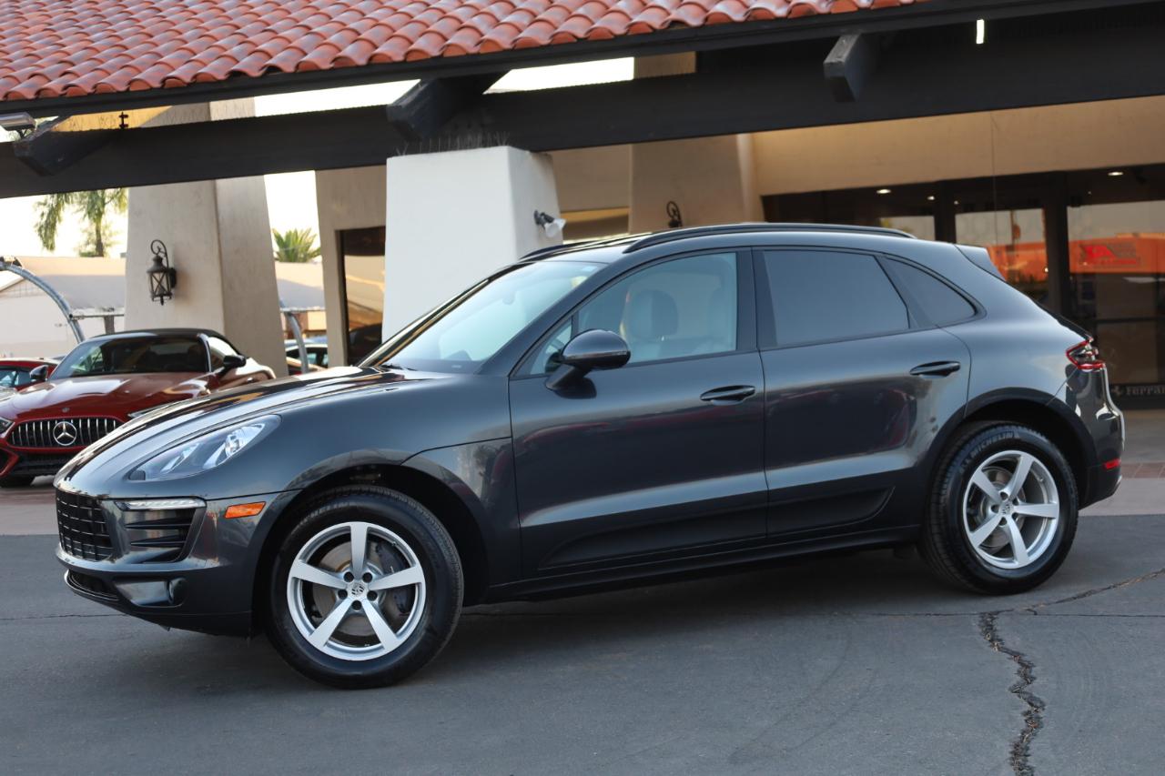 Porsche Macan Base 2017