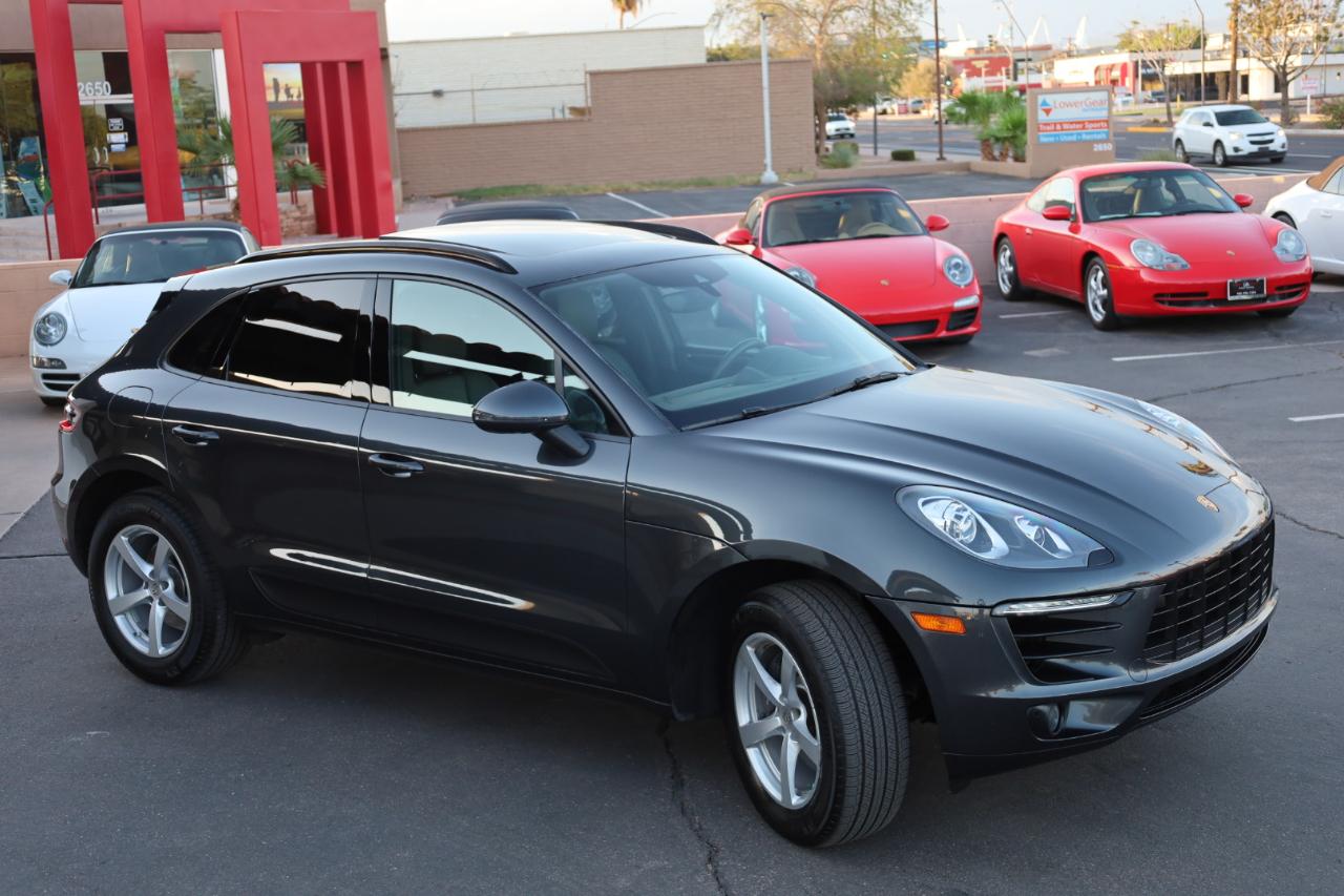 Porsche Macan Base 2017